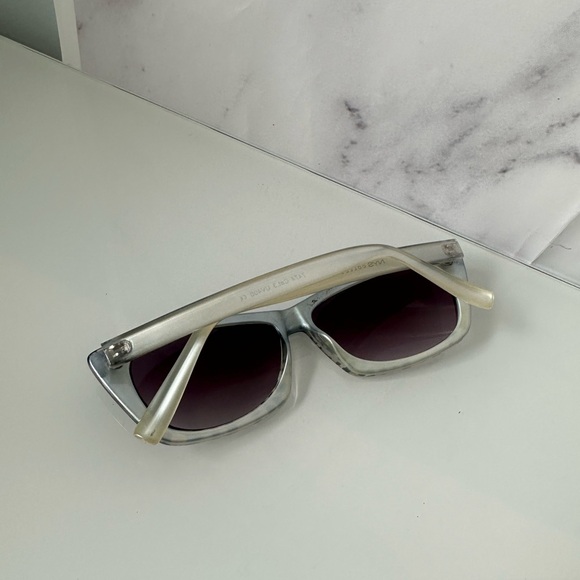 VINTAGE 90s NYS COLLECTION - BLACK/SILVER CHEETAH PRINT SUNGLASSES - Picture 4 of 7